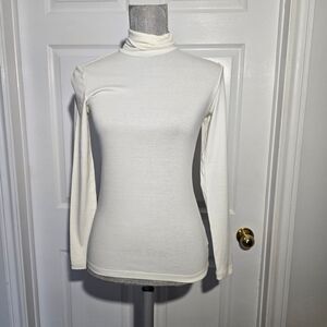 TRISTAN turtleneck